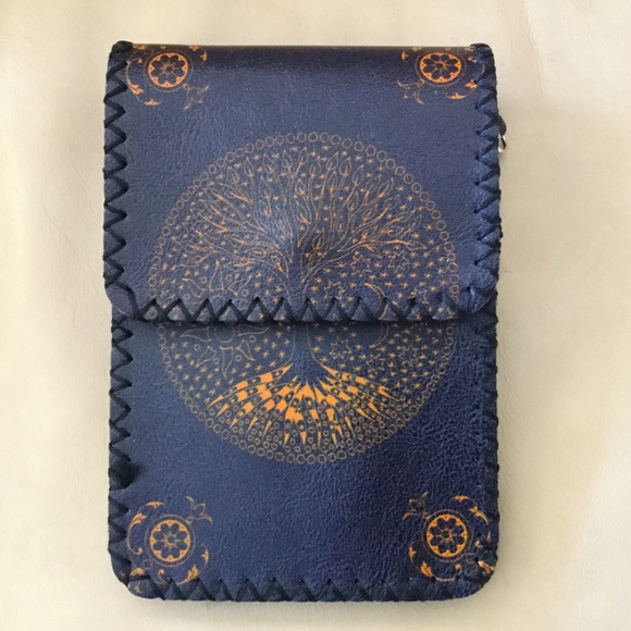 Tree of Life cross body bag for cell phone + cash - Picture 6 of 8